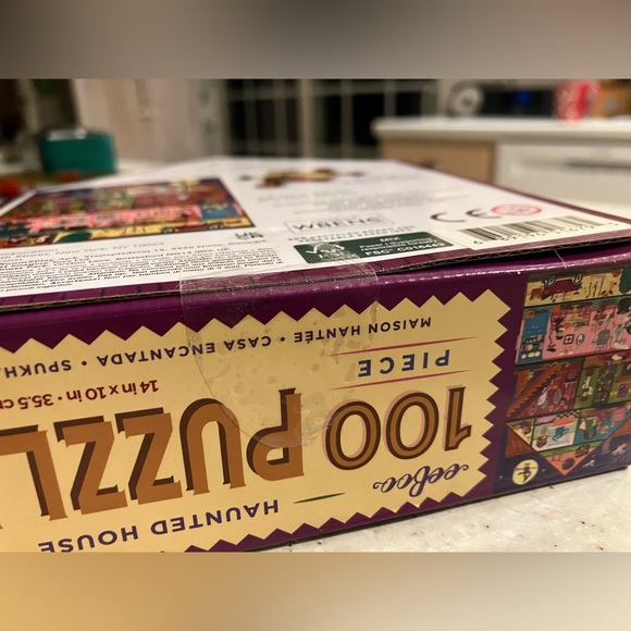NWT eeBoo Haunted House Puzzle - 100 pieces - In House-Shaped Box - Picture 3 of 4